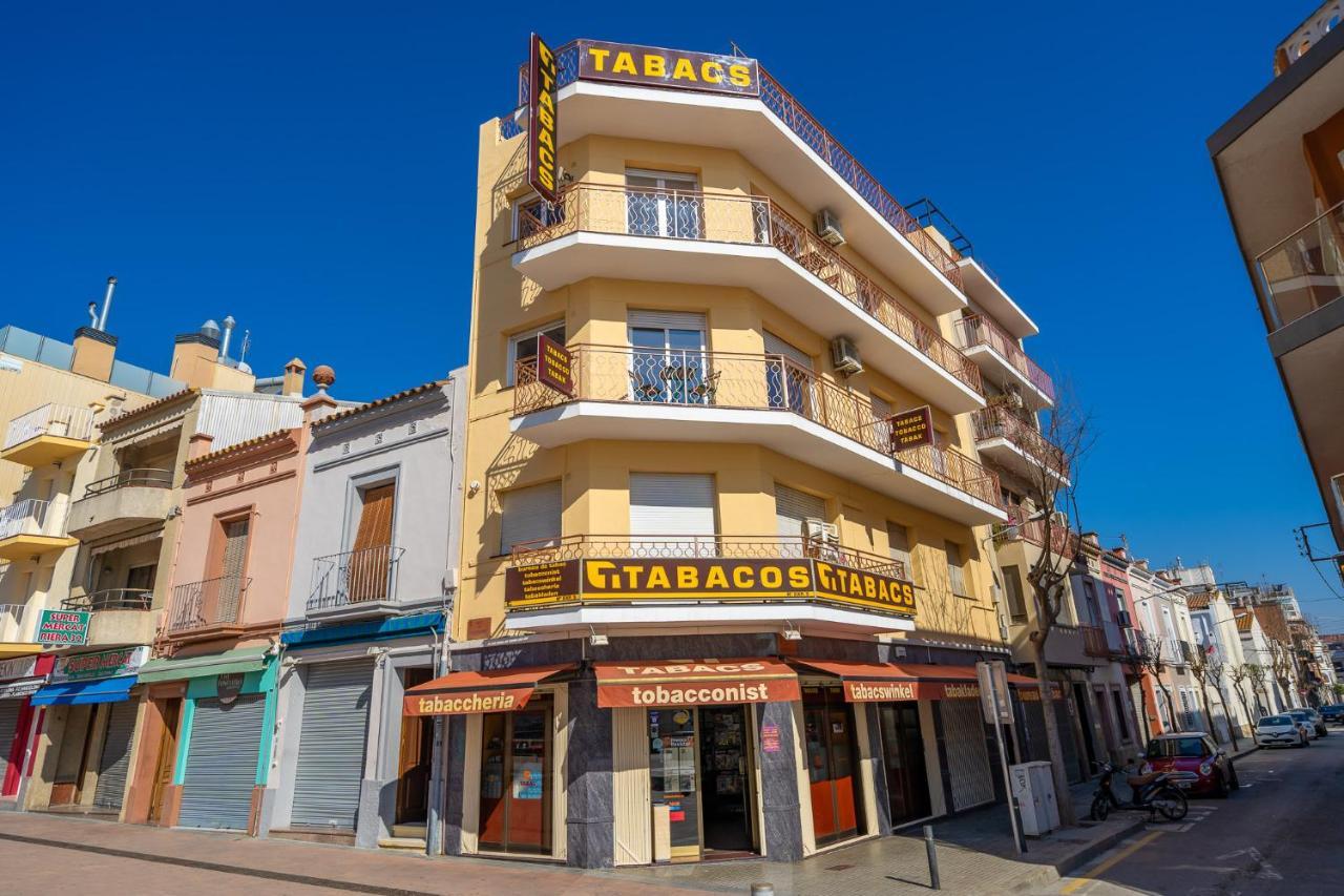Homeholidaysrentals Moana Calella Exterior foto